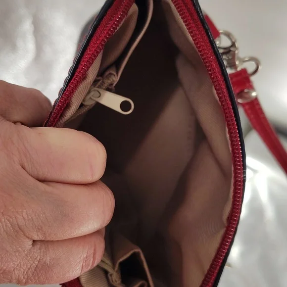 Vera Pelle Black Red Crossbody Bag 7" X 6.5" X 3 - Picture 8 of 10